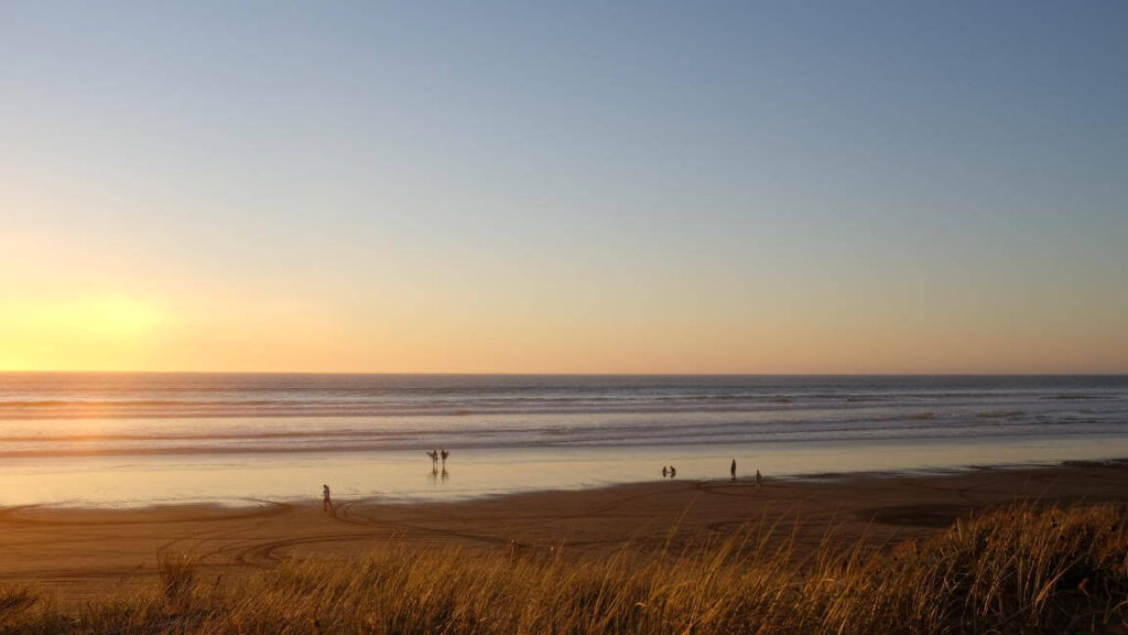 Ninety Mile Beach