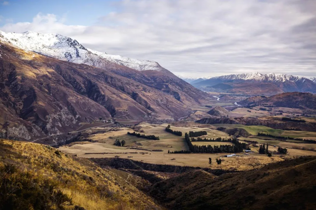 Crown Range Road